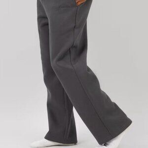 Comfrt Signature Straight Leg Sweatpants Size Small Steel Grey